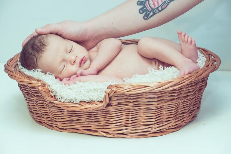 Newborn Care Essentials: The Best Products to Keep Your Baby Happy and Content